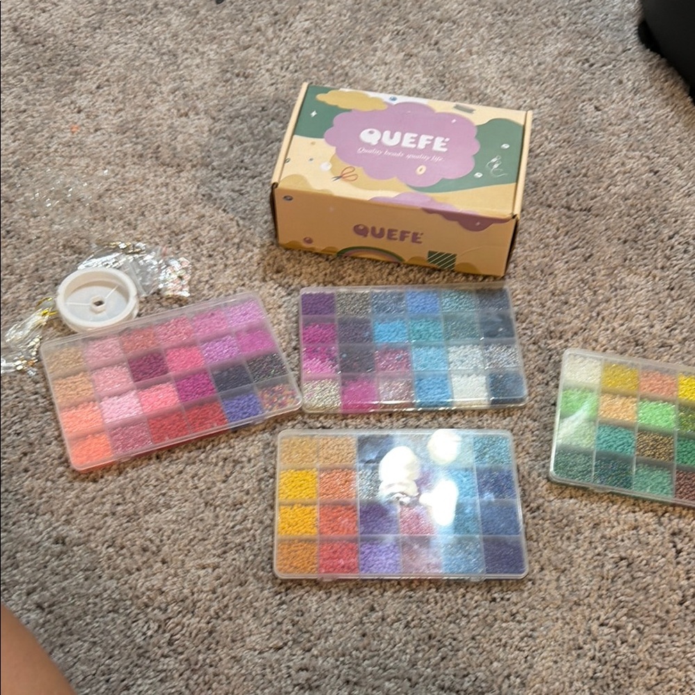 QUEFE Multicolor Glitter Bead Mix Set